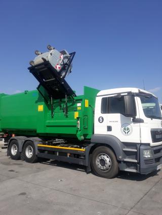 Compactor Side Loader (tip auto-gunoieră)